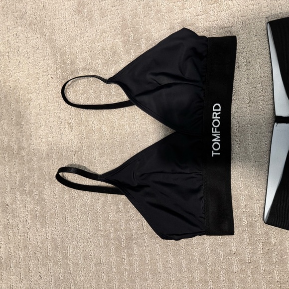 2 piece set - Picture 2 of 3